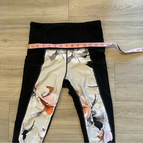Athleta Powervita High Waist Blossom Intuition Floral Mesh Leggings 7/8 small - Picture 7 of 13